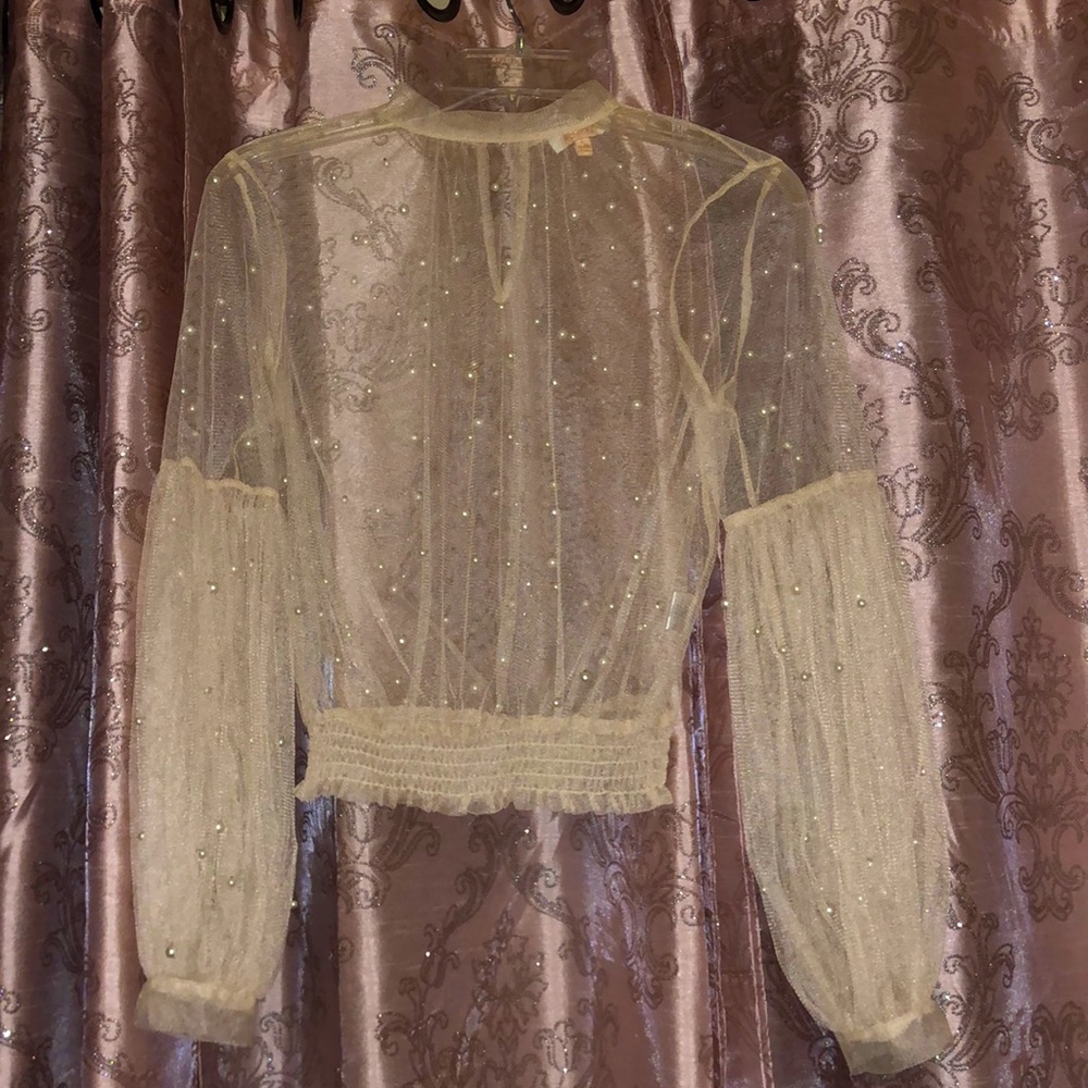 Mesh nude pearl puff sleeve turtleneck top